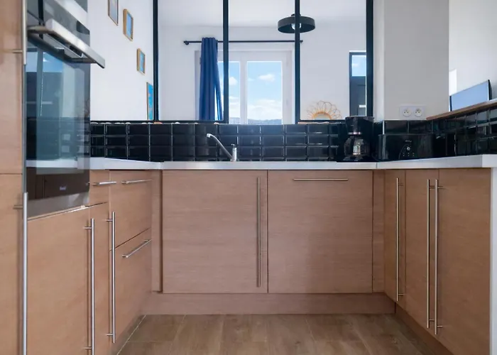 Semesterbostad Jolie Maison Renovee - 6 Personnes